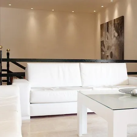 La Santa Maria 3*