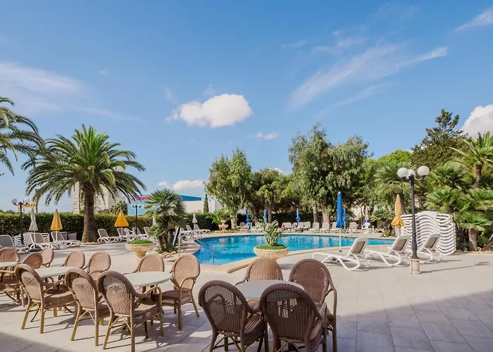 Hotel La Santa Maria