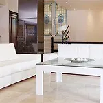 Hotel La Santa Maria